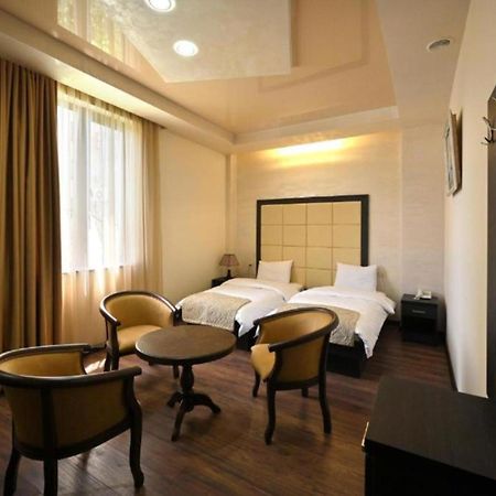 Partez Hotel Erévan Extérieur photo
