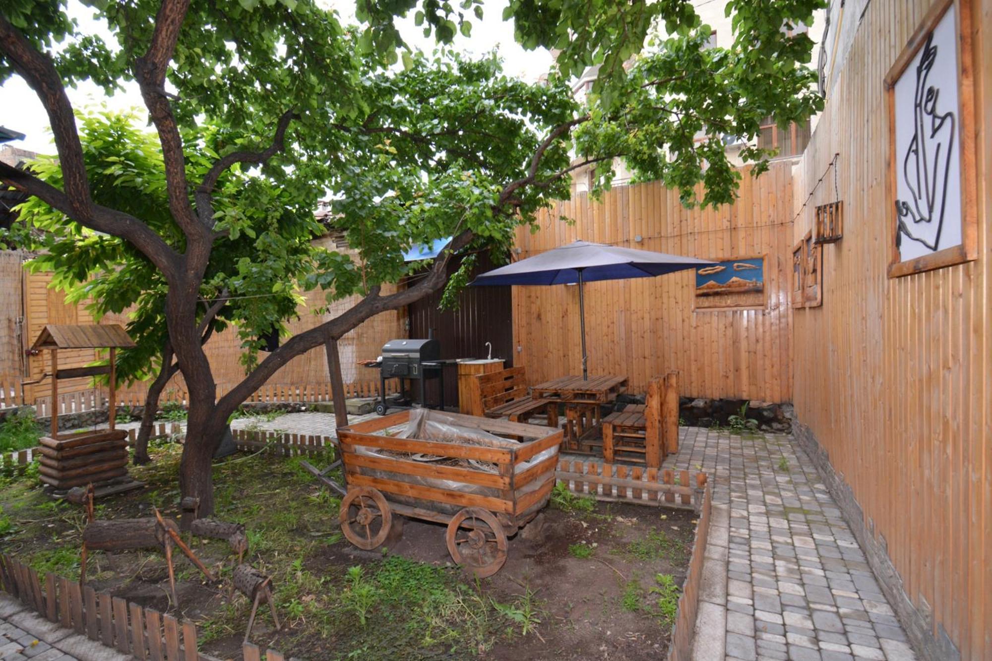 Partez Hotel Erévan Extérieur photo