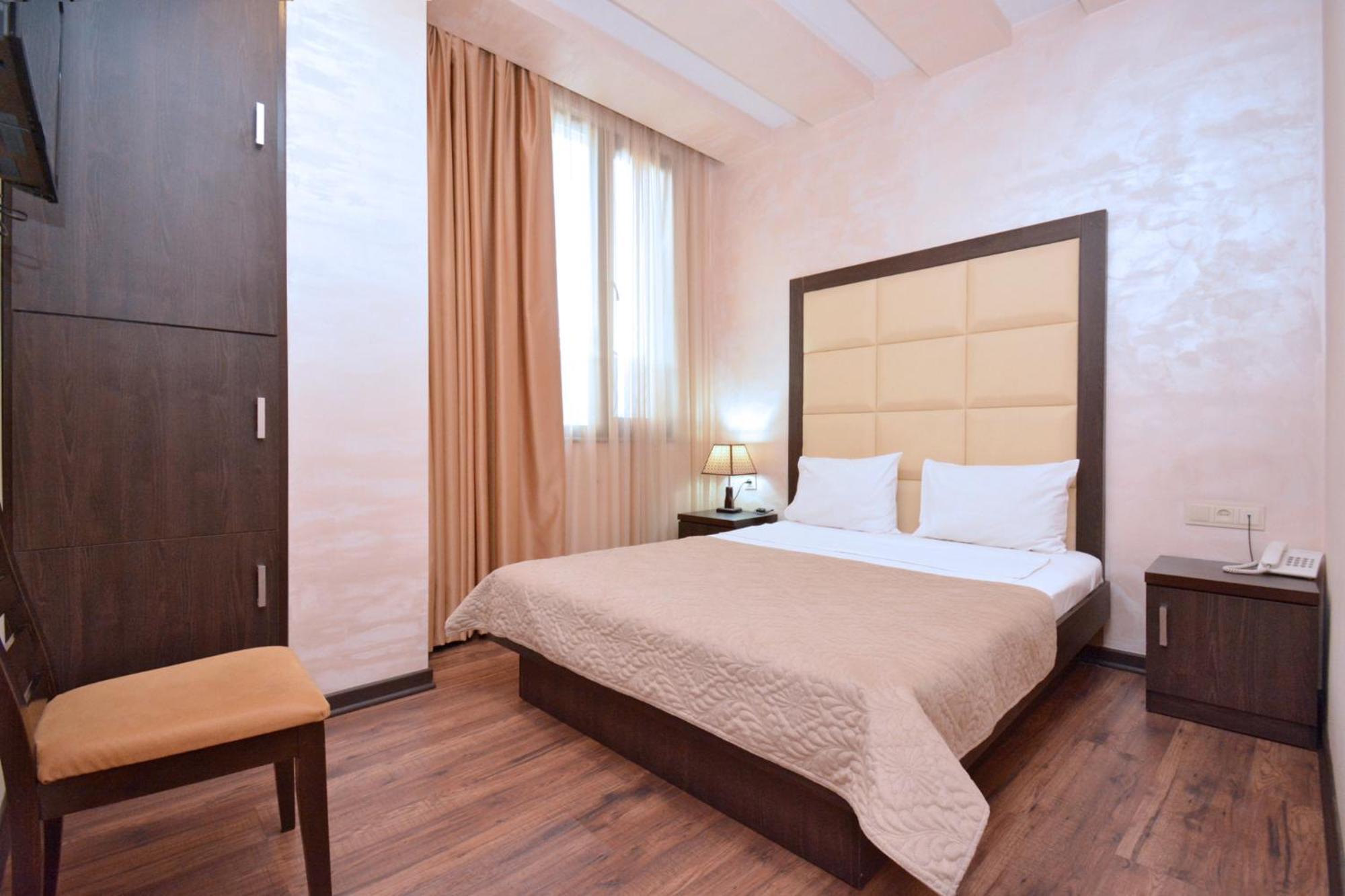Partez Hotel Erévan Extérieur photo