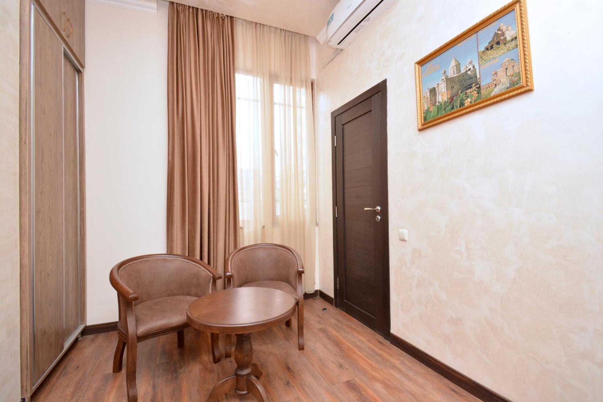 Partez Hotel Erévan Extérieur photo
