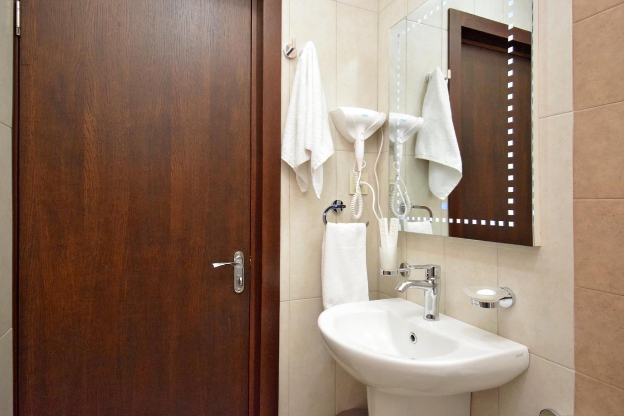 Partez Hotel Erévan Extérieur photo