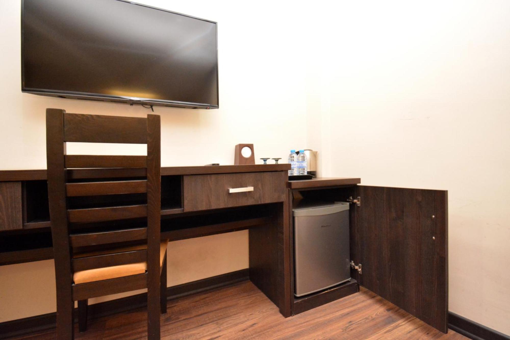 Partez Hotel Erévan Extérieur photo